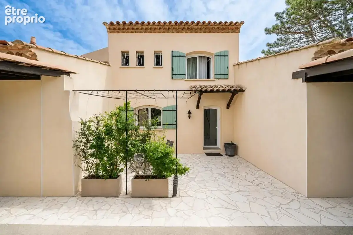 Maison de 7 pièces de 175 m² à Candillargues - photo 8