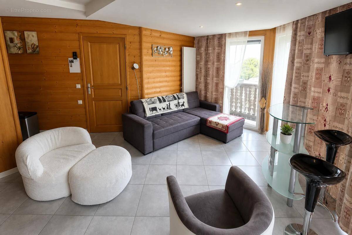 Appartement à BESSE-ET-SAINT-ANASTAISE