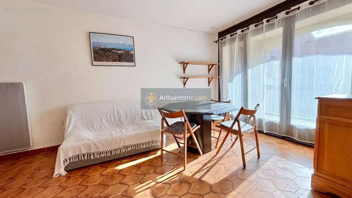 Appartement à FREJUS