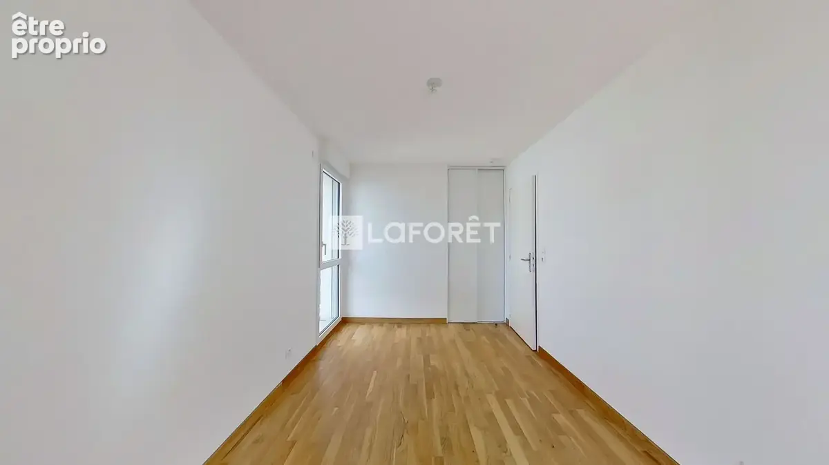 Monplaisir  T2 avec grand balcon dans résidence récente de standing - photo 5