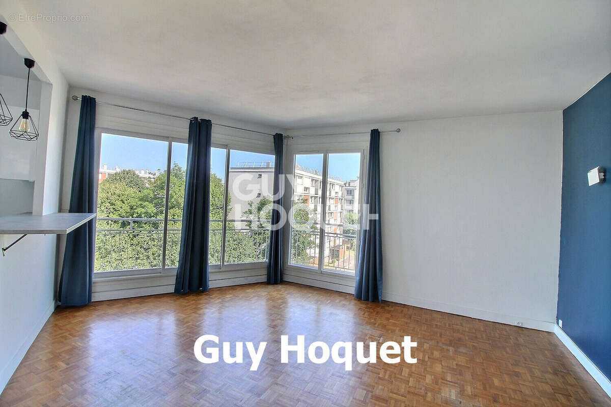 Appartement à SURESNES