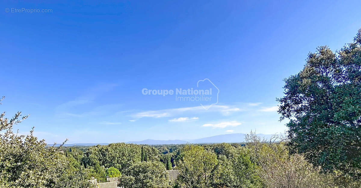 Maison à LA BAUME-DE-TRANSIT