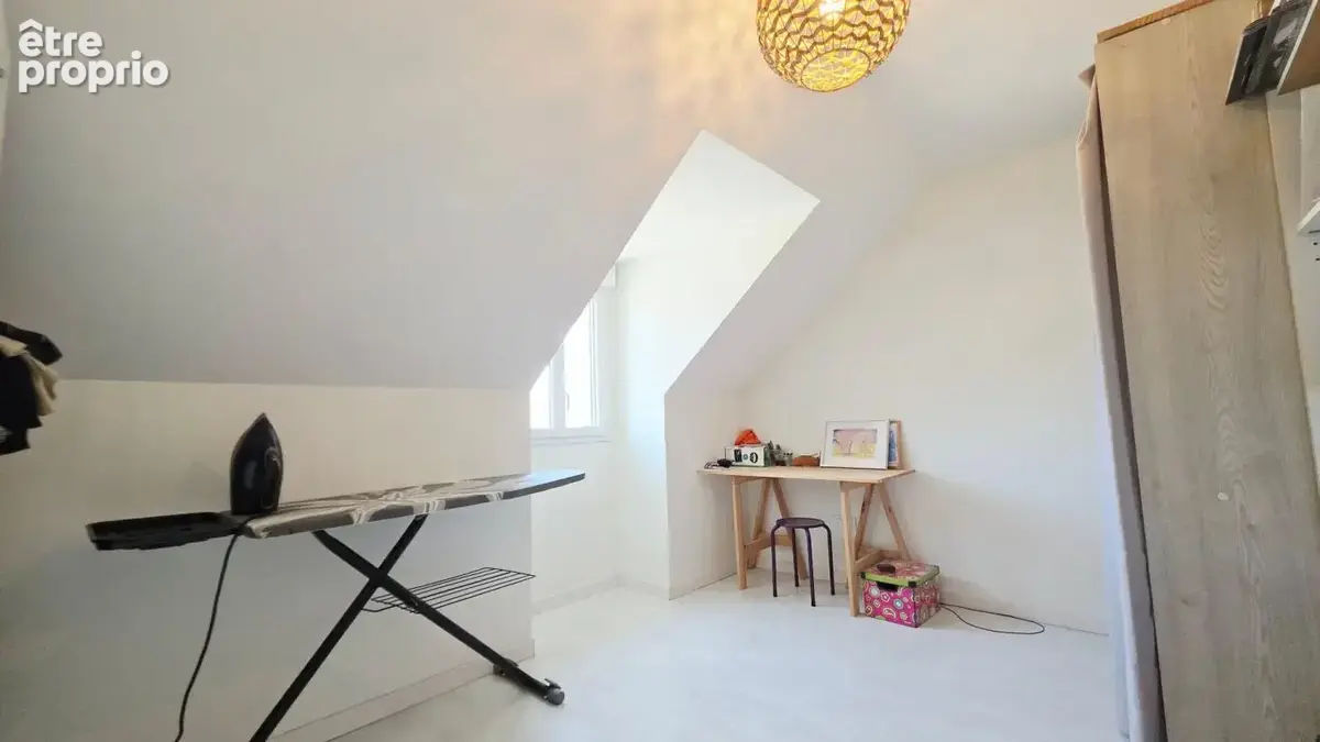 Saint doulchard maison 4 pieces 3 chambres jardin sous-sol - photo 12