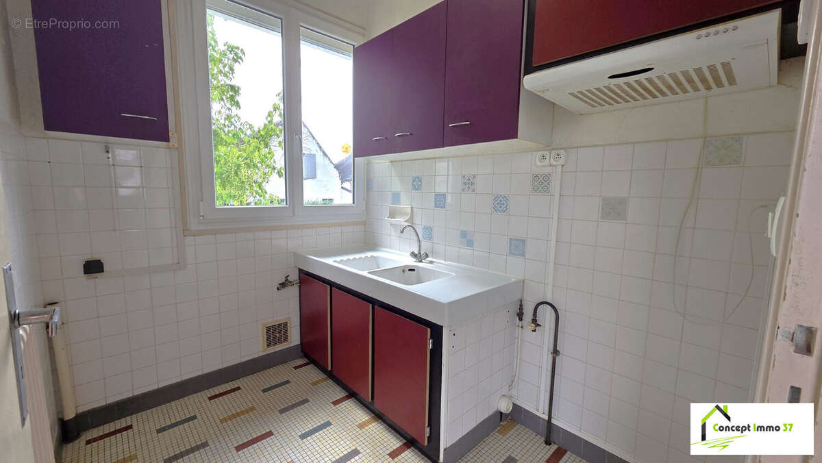 Maison 103 m² à La Ville-Aux-Dames  - photo 4