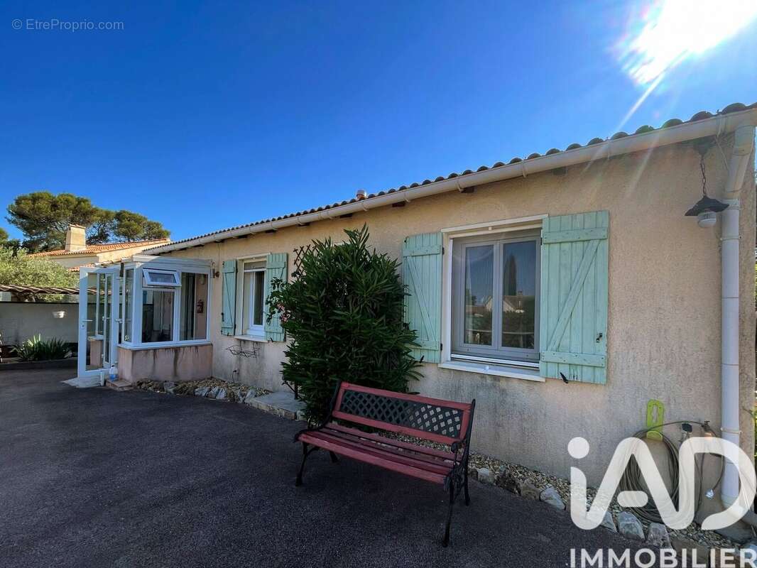 Photo 8 - Maison à LE MUY