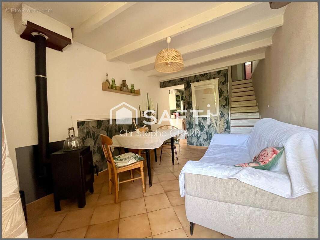 Photo 2 - Maison à LA BASTIDE-DES-JOURDANS
