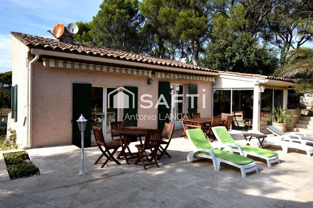 Photo 2 - Maison à VENTABREN