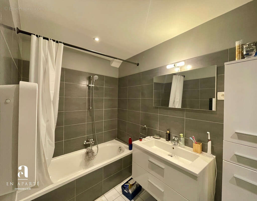 Appartement à SAINT-CYR-AU-MONT-D'OR