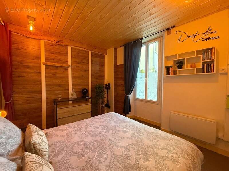 Appartement à LARAGNE-MONTEGLIN