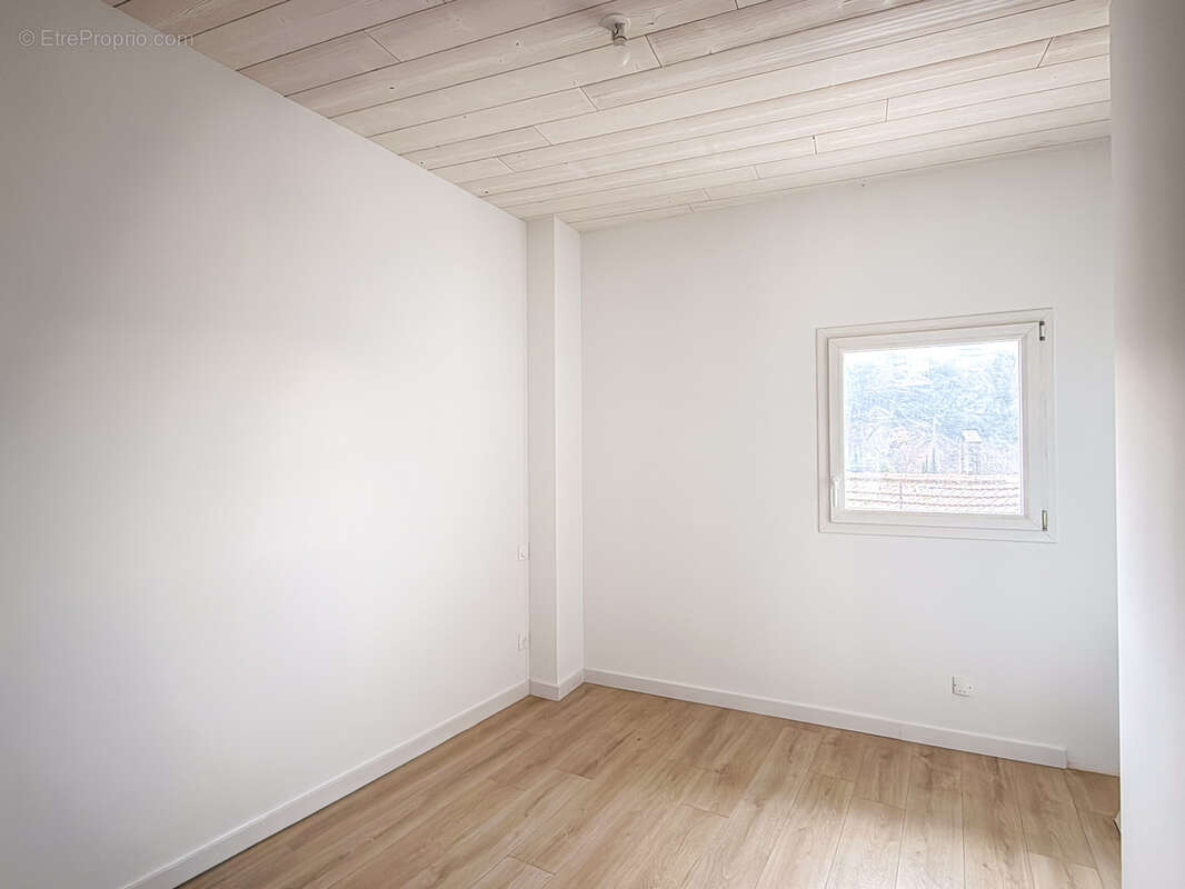 Appartement à LABEGUDE