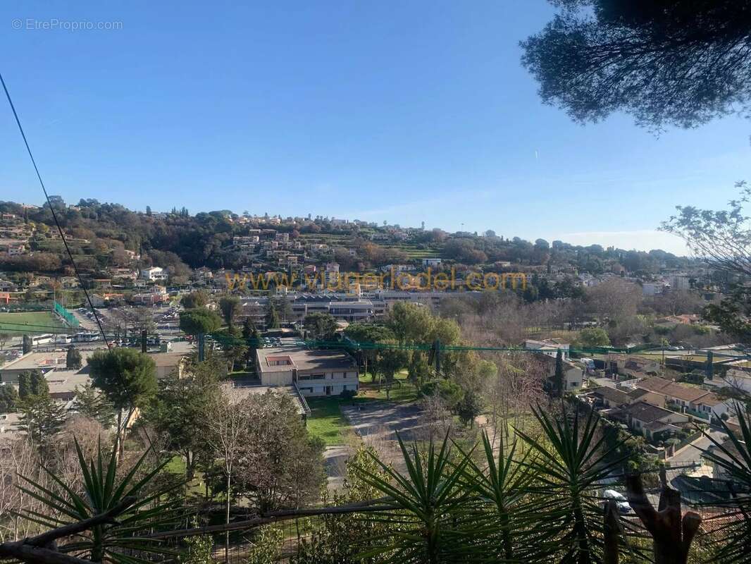 Maison à CAGNES-SUR-MER