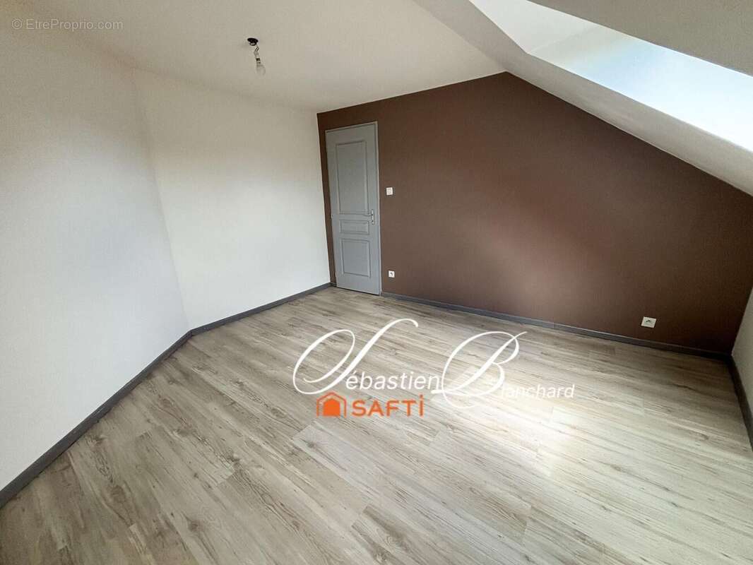 Photo 2 - Appartement à CHATILLON-EN-MICHAILLE