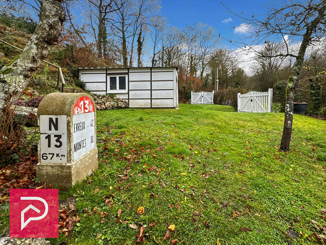 Maison à LA FERRIERE-SUR-RISLE
