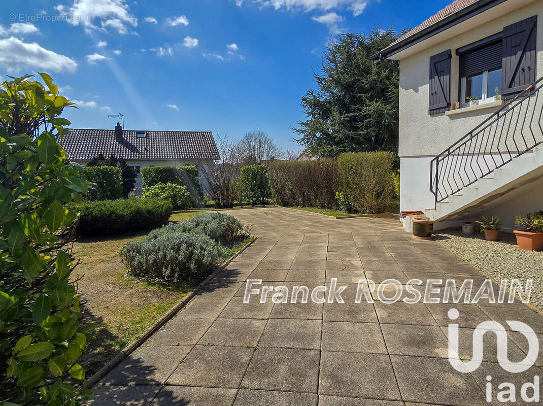 Photo 5 - Maison à BLANZY