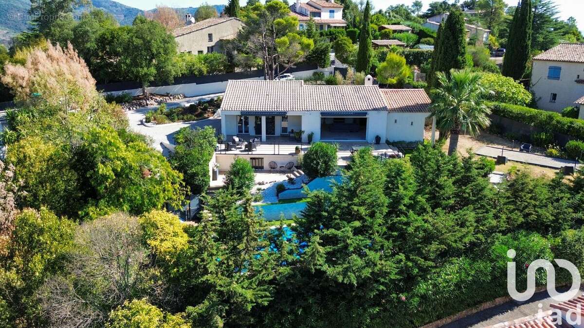 Photo 3 - Maison à LES ADRETS-DE-L&#039;ESTEREL