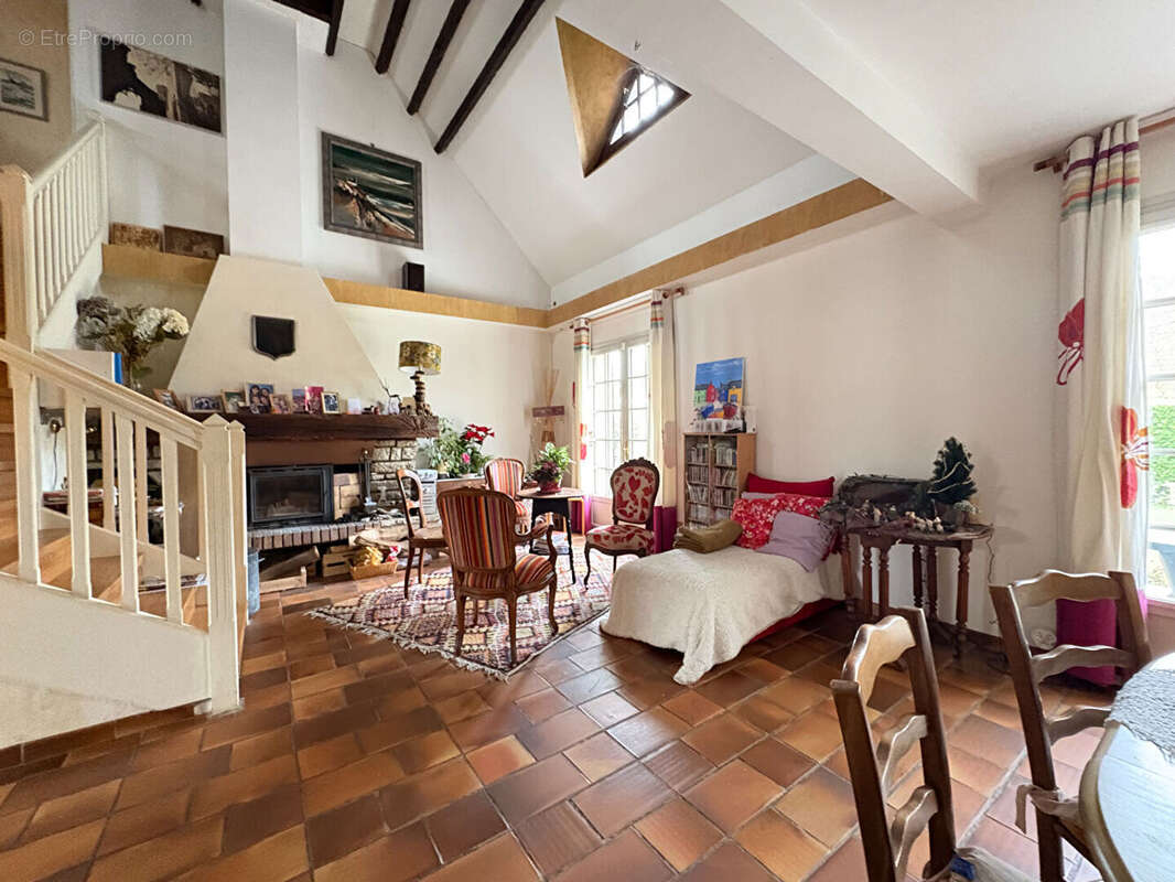 Maison le chatelet en brie - 7 pièce(s) - 155.87 - photo 7
