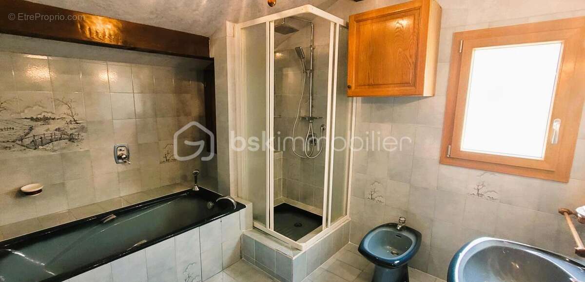 Appartement à THORAME-HAUTE