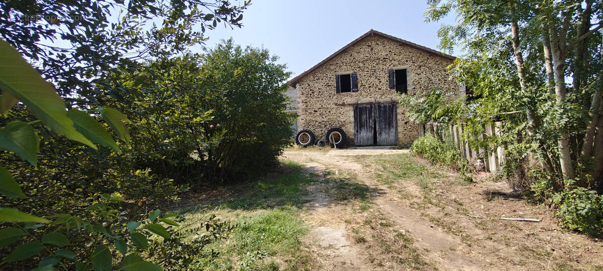 Maison à PEYRE