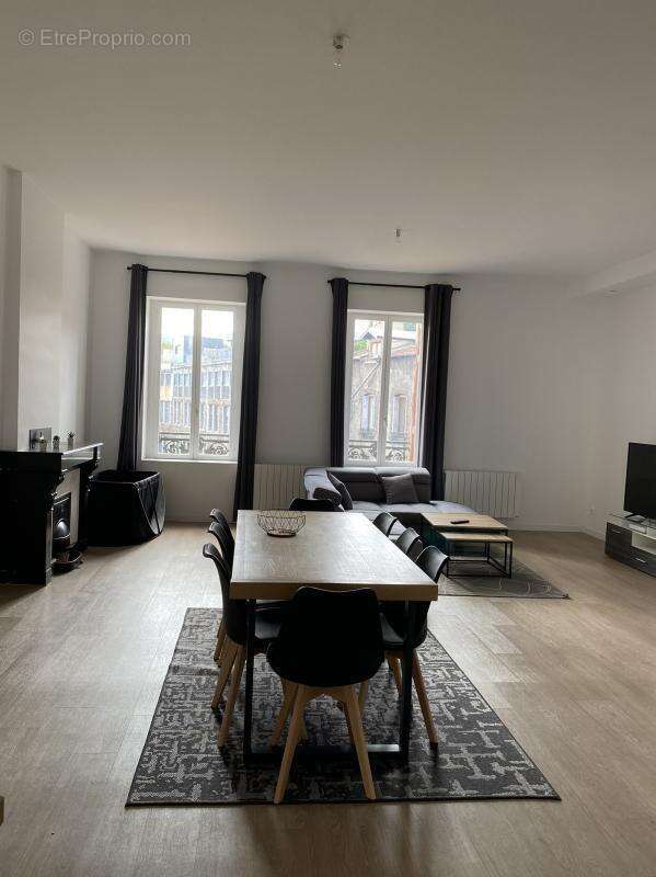 Appartement à SAINT-ETIENNE