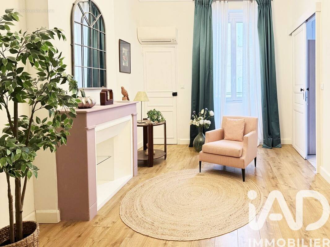 Photo 1 - Appartement à TOULON