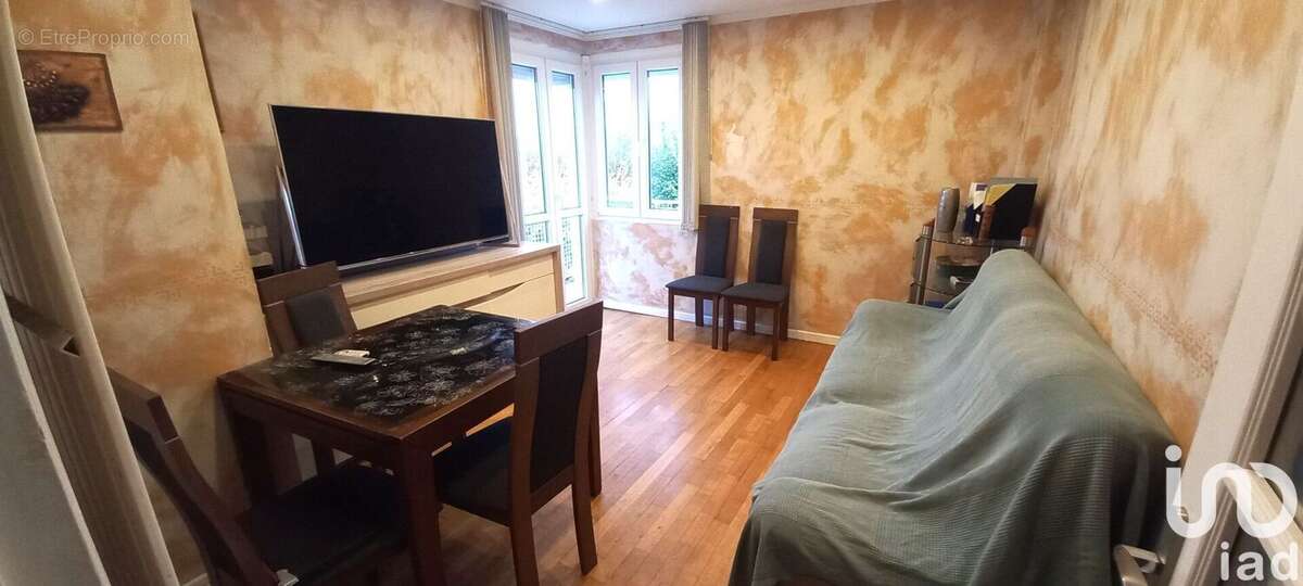 Photo 2 - Appartement à CHOISY-LE-ROI