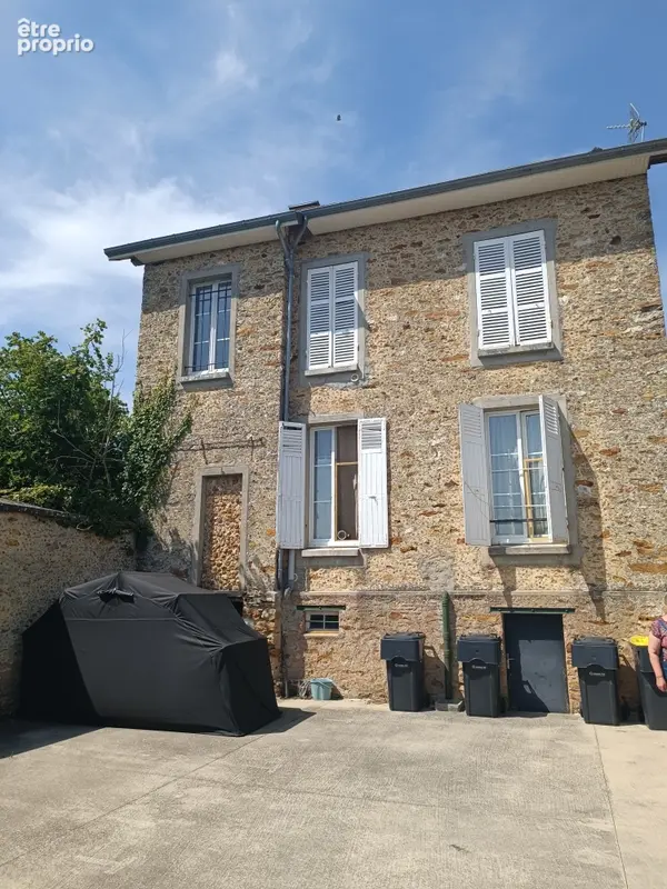 Appartement à SAINTS