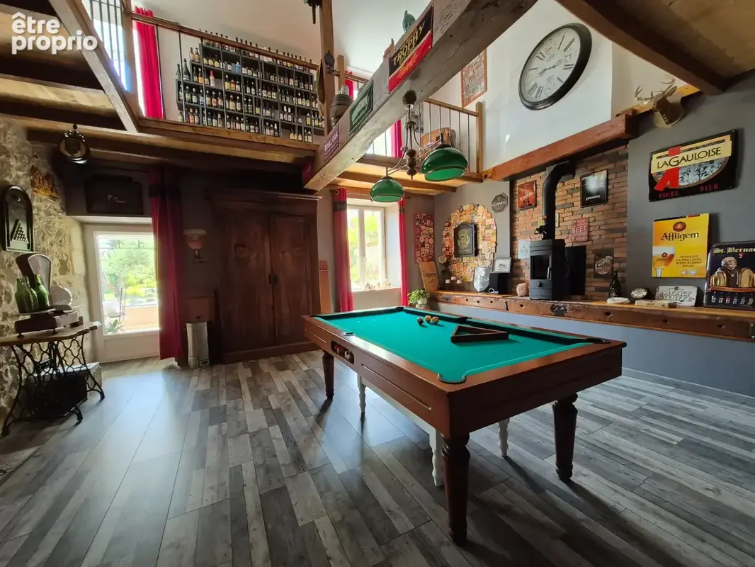 Maison avec nombreuses dépendances, studio et terrain constructible de plus de 3 000 m² - photo 2