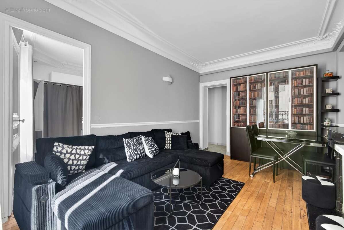 Appartement à PARIS-19E