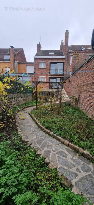 Maison à ARMENTIERES