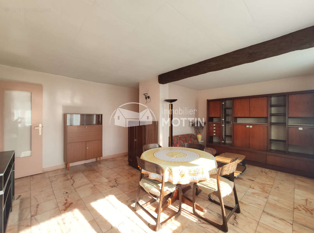 Appartement à VITRY-SUR-SEINE