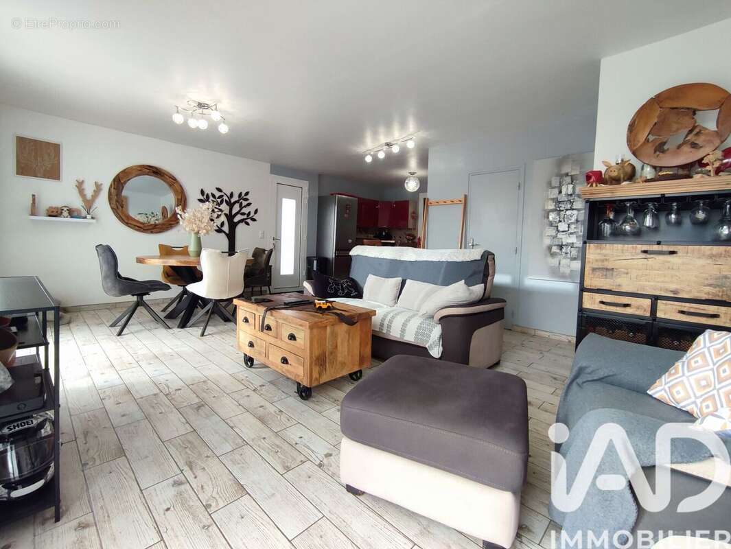 Photo 4 - Maison à COULOMMIERS