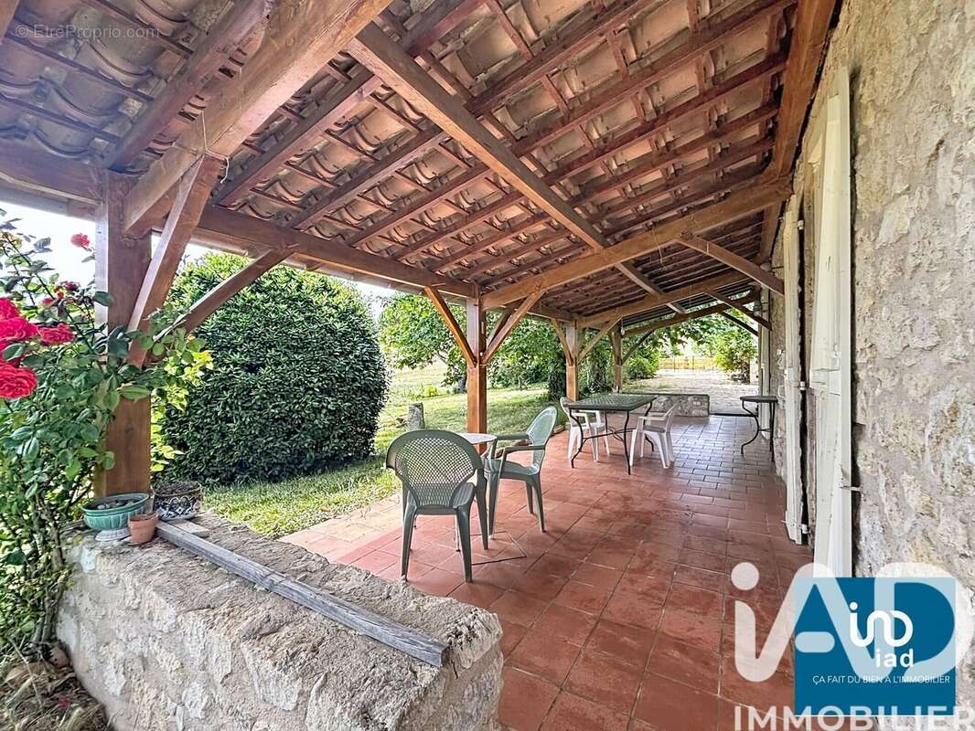 Maison 225 m² à Lectoure  - photo 4