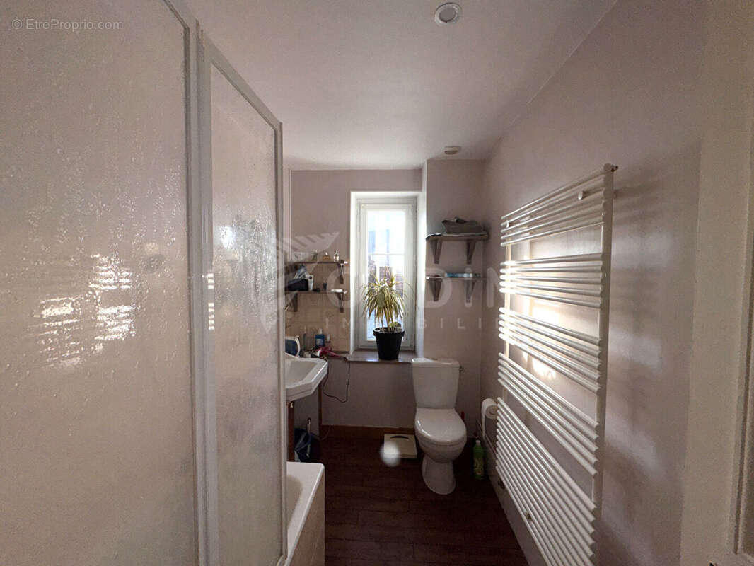 Maison à COSNE-COURS-SUR-LOIRE