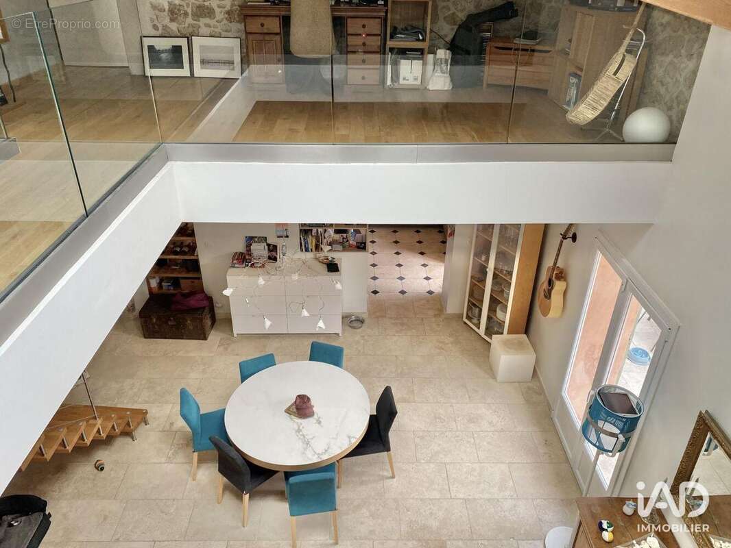 Maison 180 m² à Aix-En-Provence  - photo 5