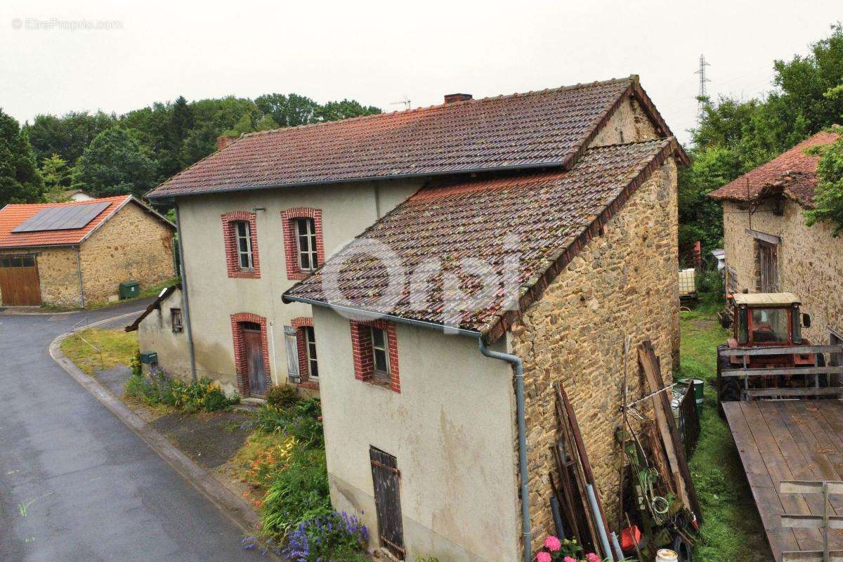 Maison à SAINT-MARTIN-TERRESSUS
