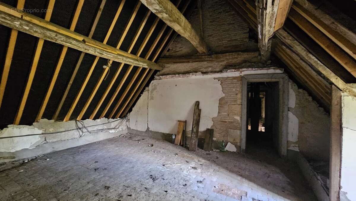 Maison à CUFFY