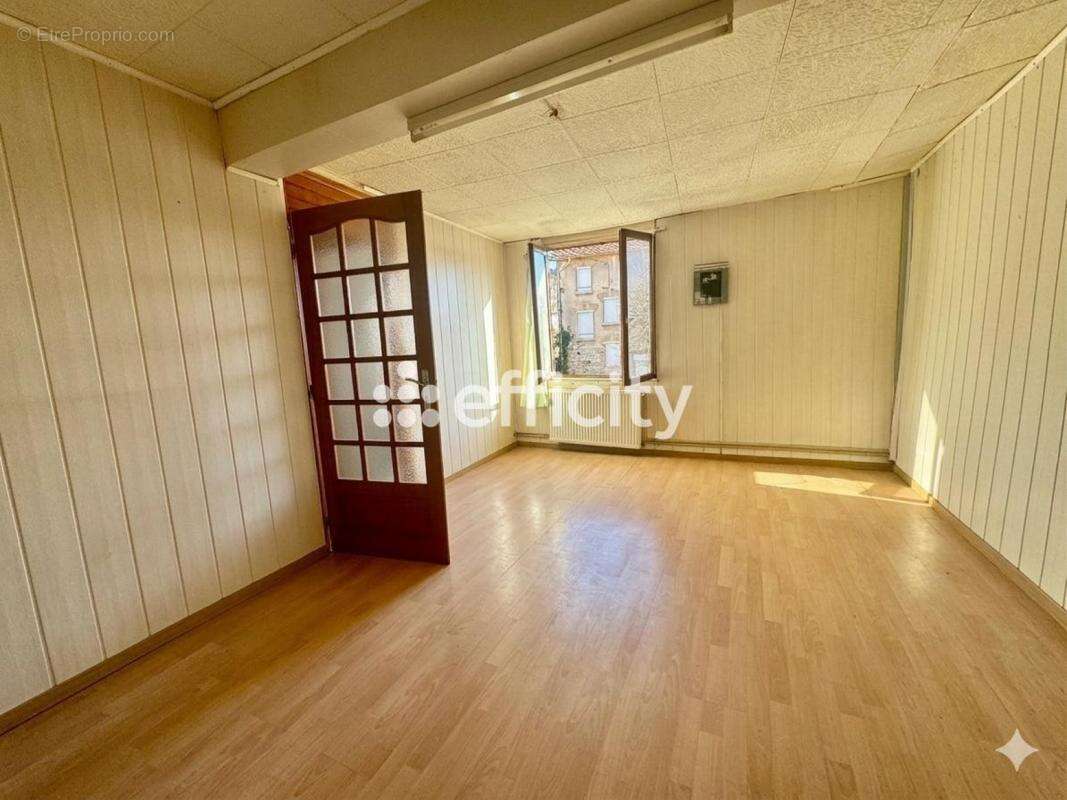 Appartement à THIERS