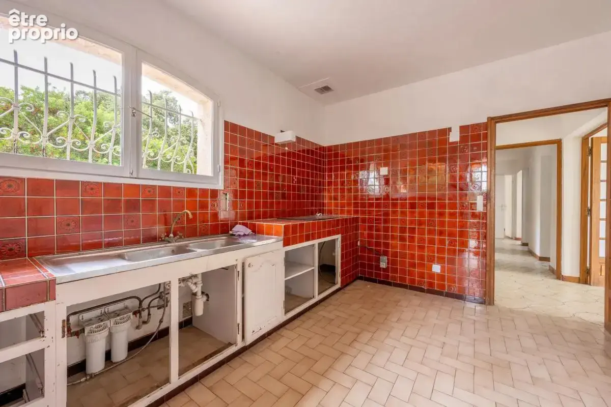 83370 saint aygulf - grand boucharel - maison a renover - 6 pièces - 4 chambres - vue mer - photo 8