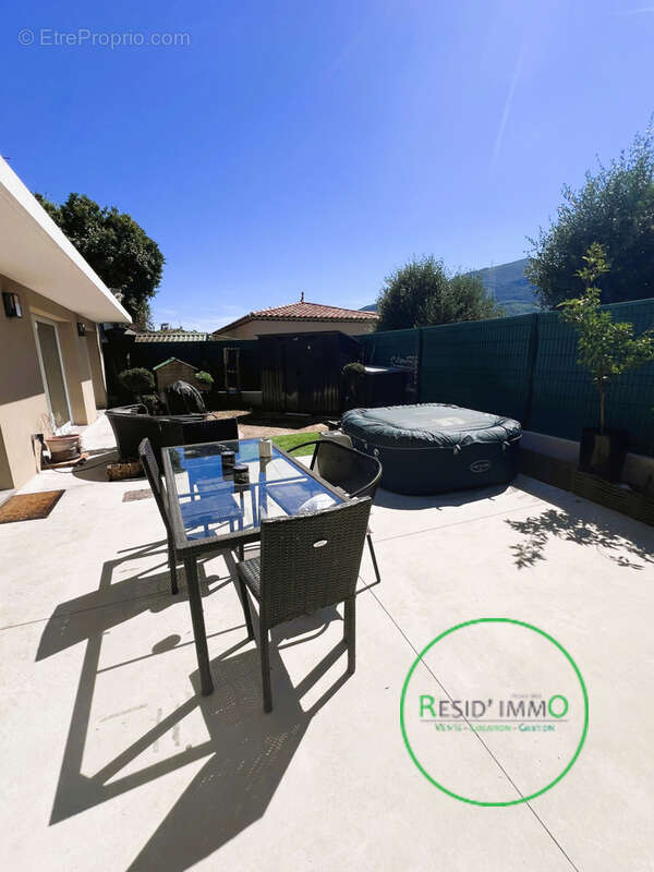 Appartement à SAINT-MARTIN-DU-VAR