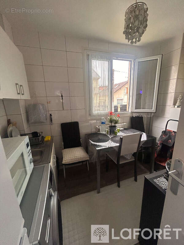Appartement à LIVRY-GARGAN