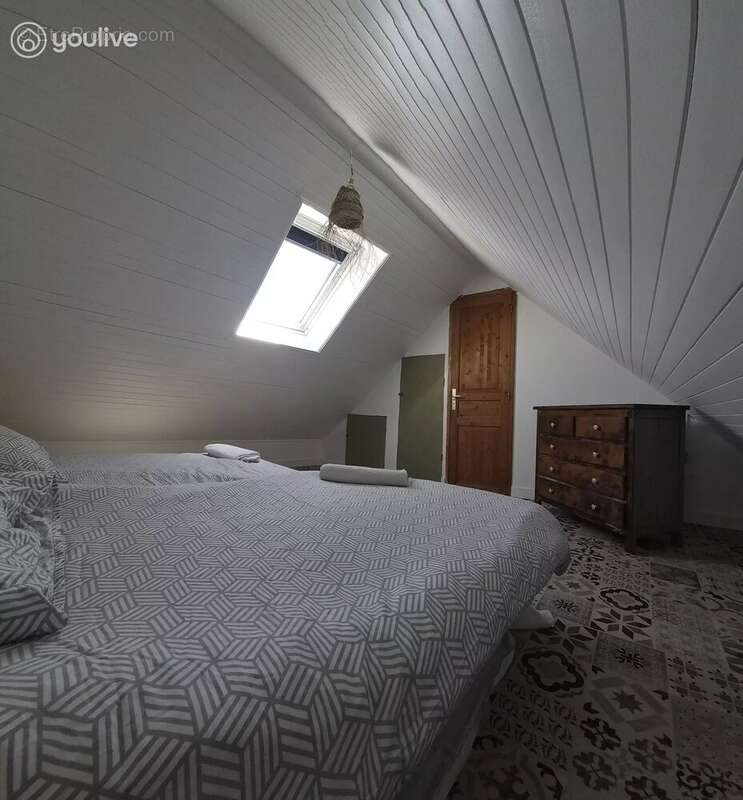 maison en pierres avec petit jardin - photo 10