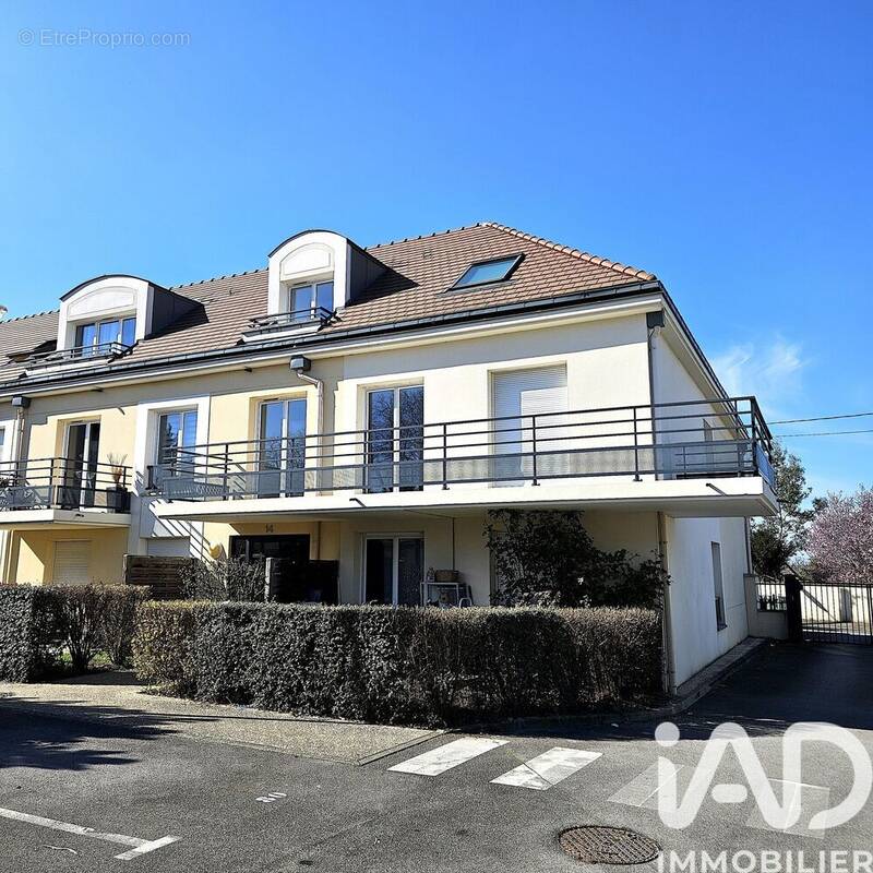 Photo 1 - Appartement à MENNECY