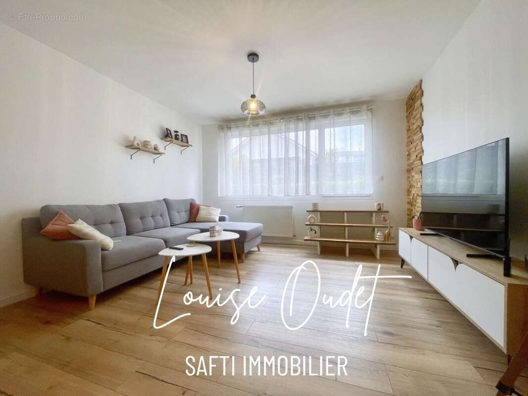 Photo 2 - Appartement à MONTFERRAND-LE-CHATEAU