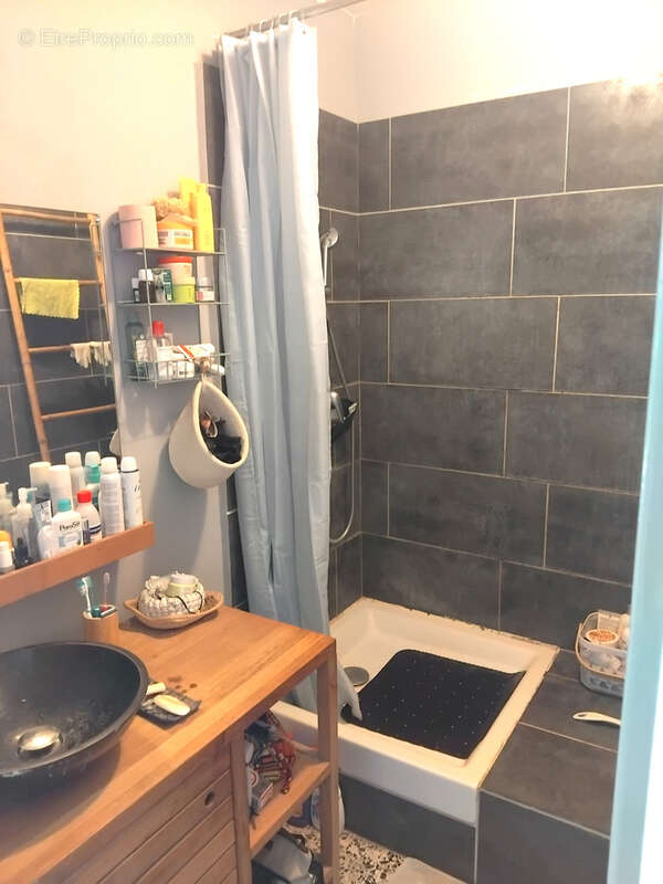 Appartement à MARSEILLE-9E