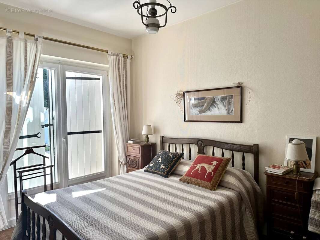 Vues panoramiques dans un village classé recherché - photo 10