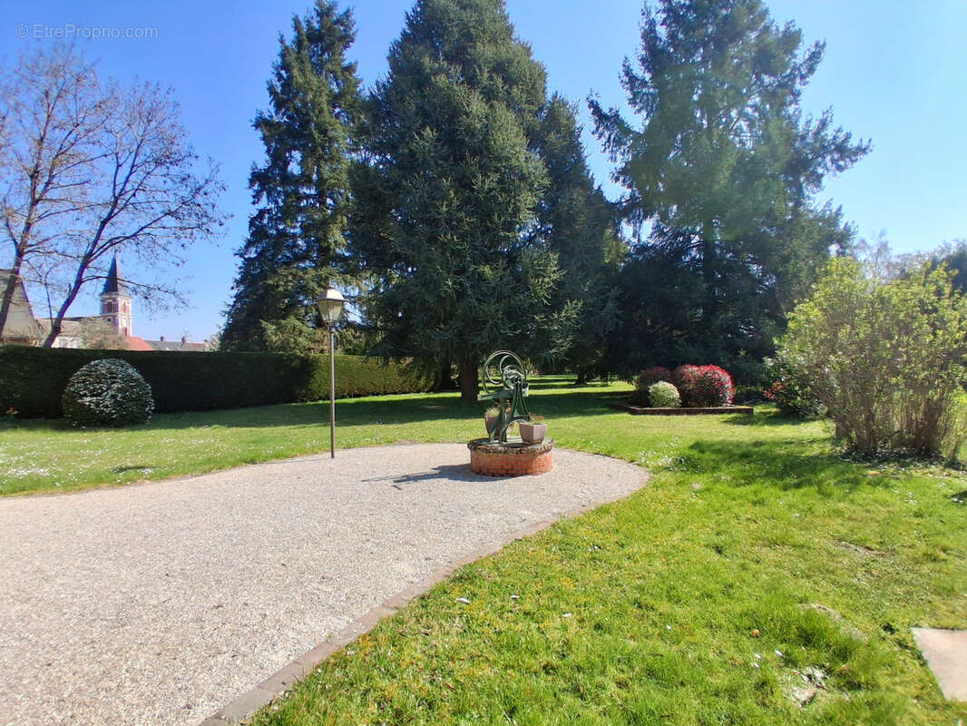 Demeure de cachet sur parc paysager - photo 2