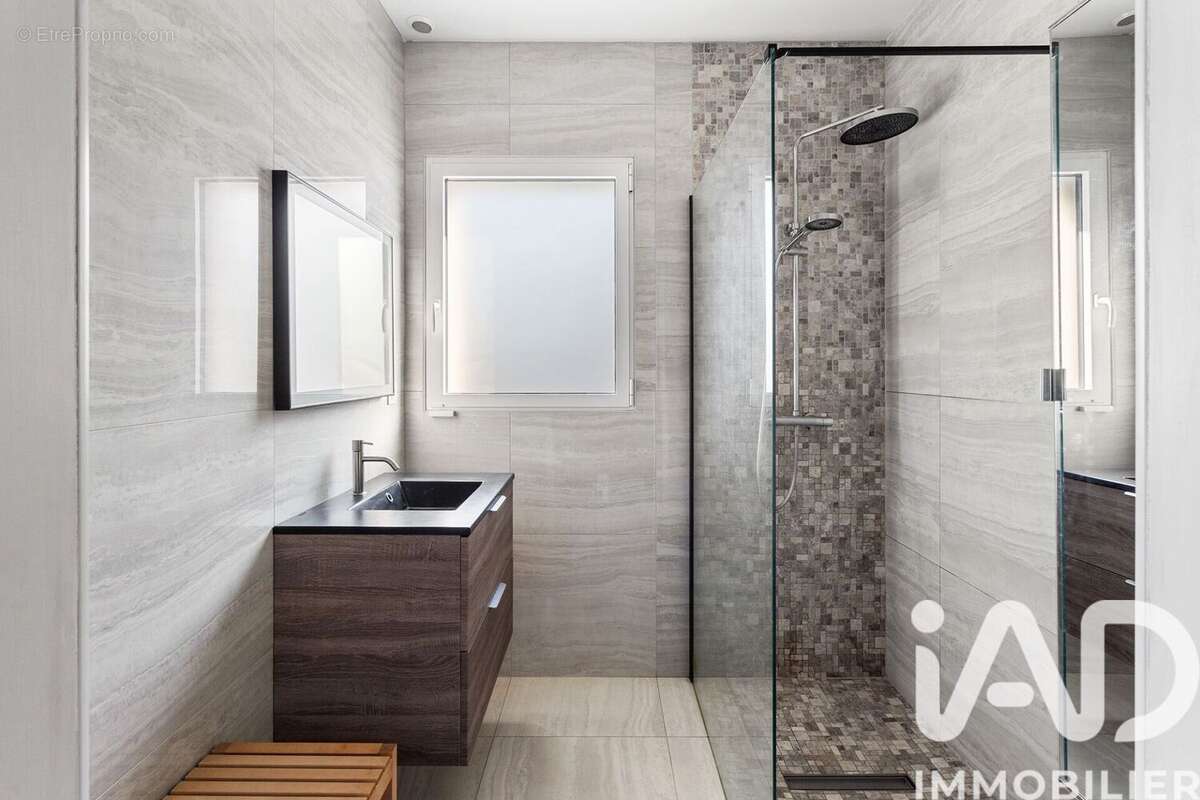 Photo 9 - Maison à HERIC