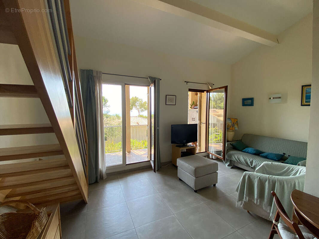 Appartement à SANARY-SUR-MER