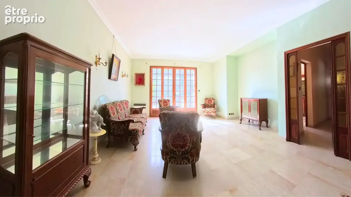 Maison T5 de 174 m2 Carrez - 327m2 de terrain - photo 9