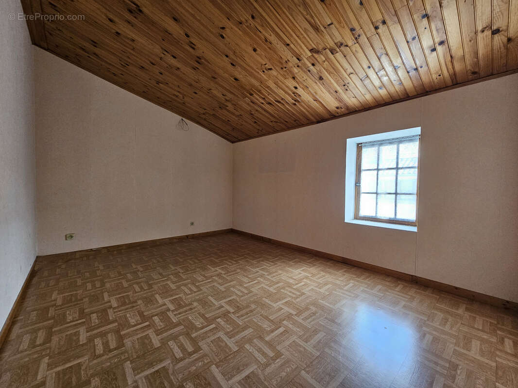 Maison à SAINT-MICHEL-EN-L'HERM